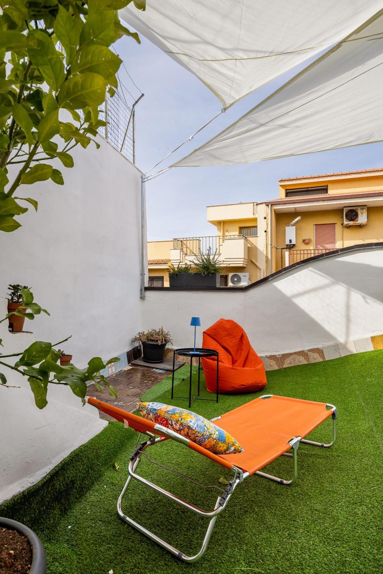 Madre Terra Apartment & Rooms Terrasini Exterior foto